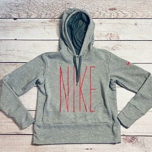 NIKE • Hoodie